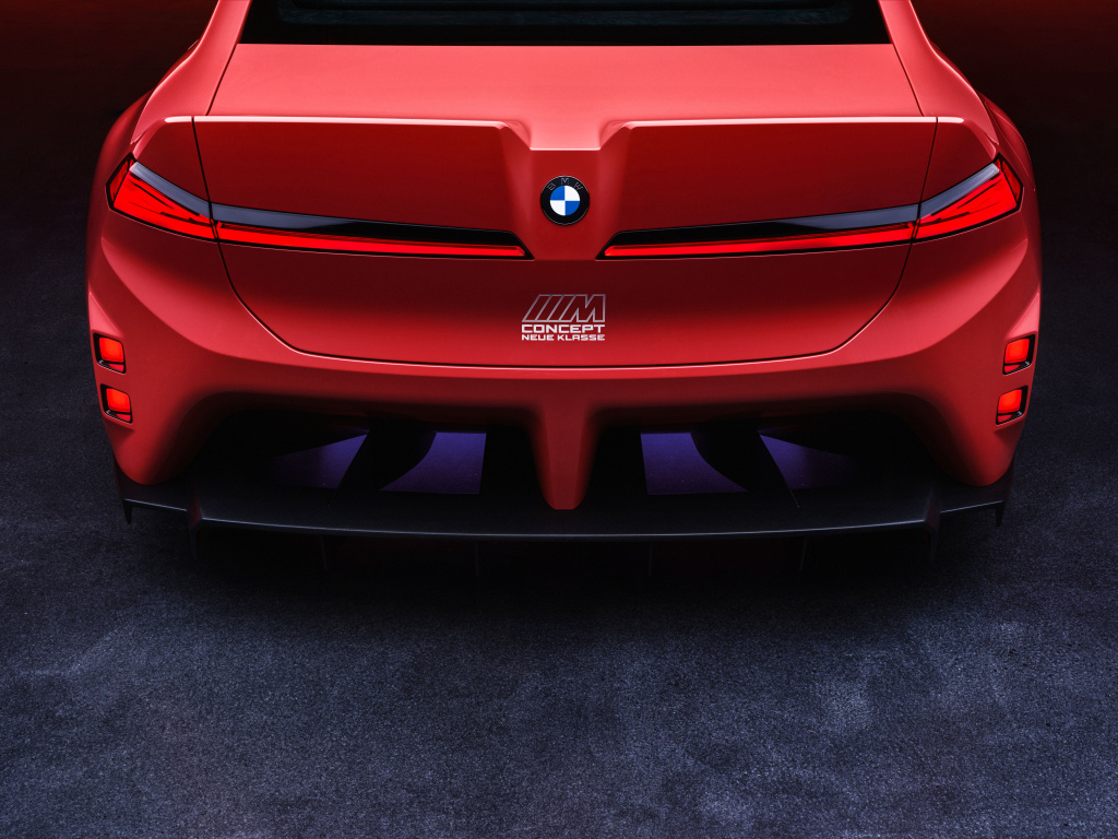 SMALL_P90643881_highRes_bmw-m-concept-neue-k